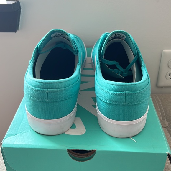 Nike SB Zoom Janoski Canvas RM ‘Cabana’ 15 - Picture 3 of 7